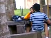 แอบถ่ายวัยรุ่นเย่อกันในเขาดิน18+ คลิปดังที่เคยเป็นข่าว อย่างเด็ด แม่งเย็ดกันตรงโต๊ะหินอ่อน