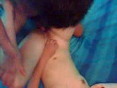 คลิปหลุด ลงแขกเพื่อนสาวมอปลาย หุ่นเด็ด หีน่าเย็ดมากครับ แม่ง ถ่ายมาให้ดู แล้วผู้หญิงก็ นอนอ้าหีให้เย้ดนะ มันส์ควยเลยครับ จัดไป