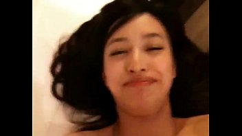 คลิปโป๊ไทย น้องแฟนต้าเด็กเล้าจ์หีเนียนนอนให้เสี่ยจับกระเด้าหี หน้าเคลิ้มยิ้มฟินซอยหีถี่เย็ดนํ้าเงี่ยนคาหี