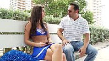 หนัง18+โป๊ไม่เซ็น เย็ดหญิงเชียร์ลีดเดอร์แตกใน สูงยาวเข่าดีแถมหีแน่นมาก แหกขากระแทกหีเข้าไปจนร้องลั่น ครางมันส์สะใจ